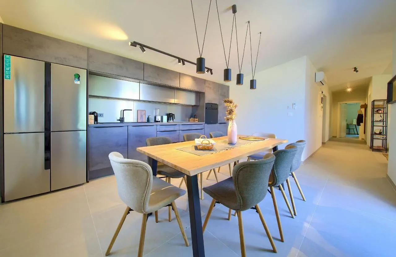 Apartments Sol Njivice Croatia